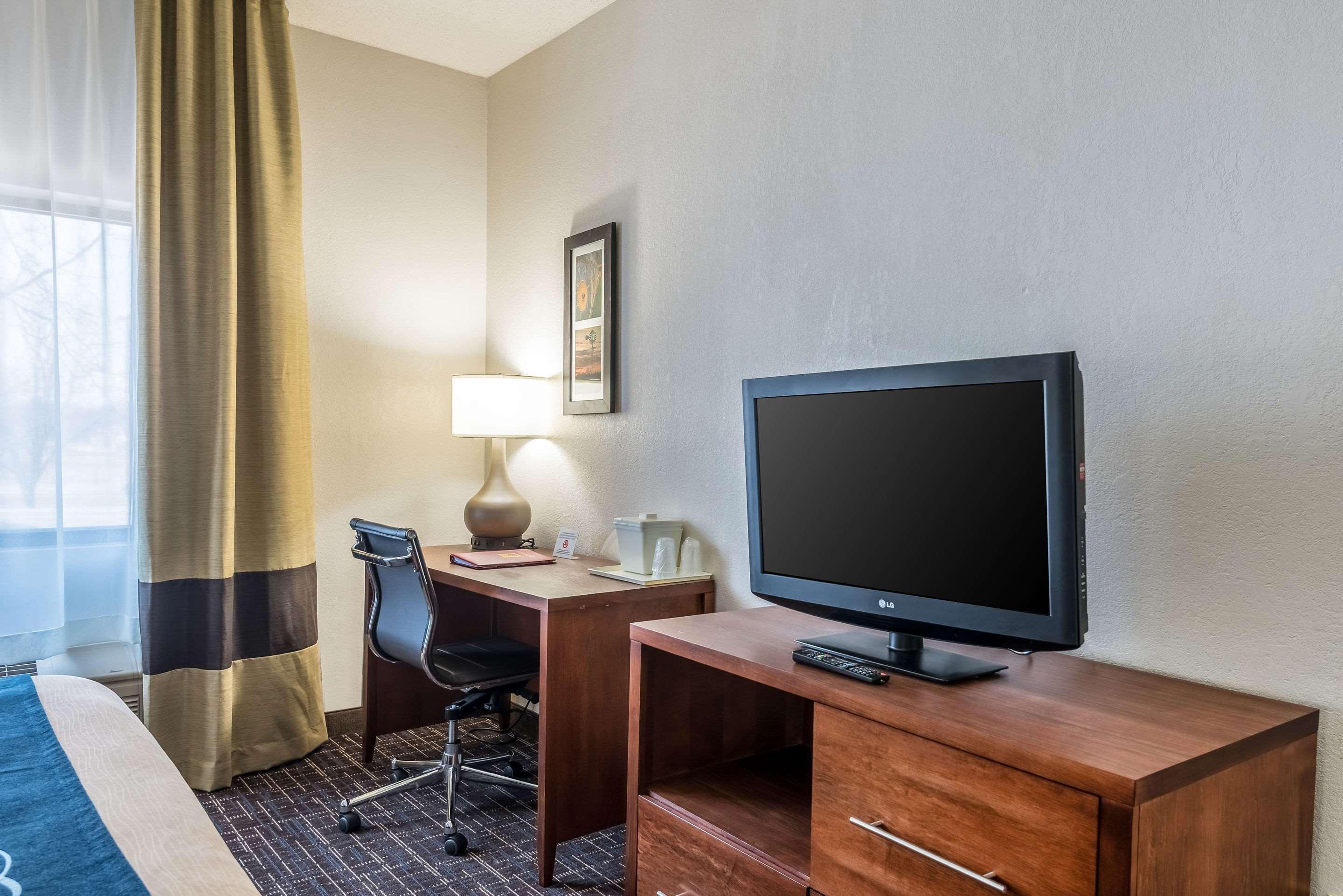 Comfort Inn & Suites Lees Summit - Kansas City Lee's Summit Bagian luar foto