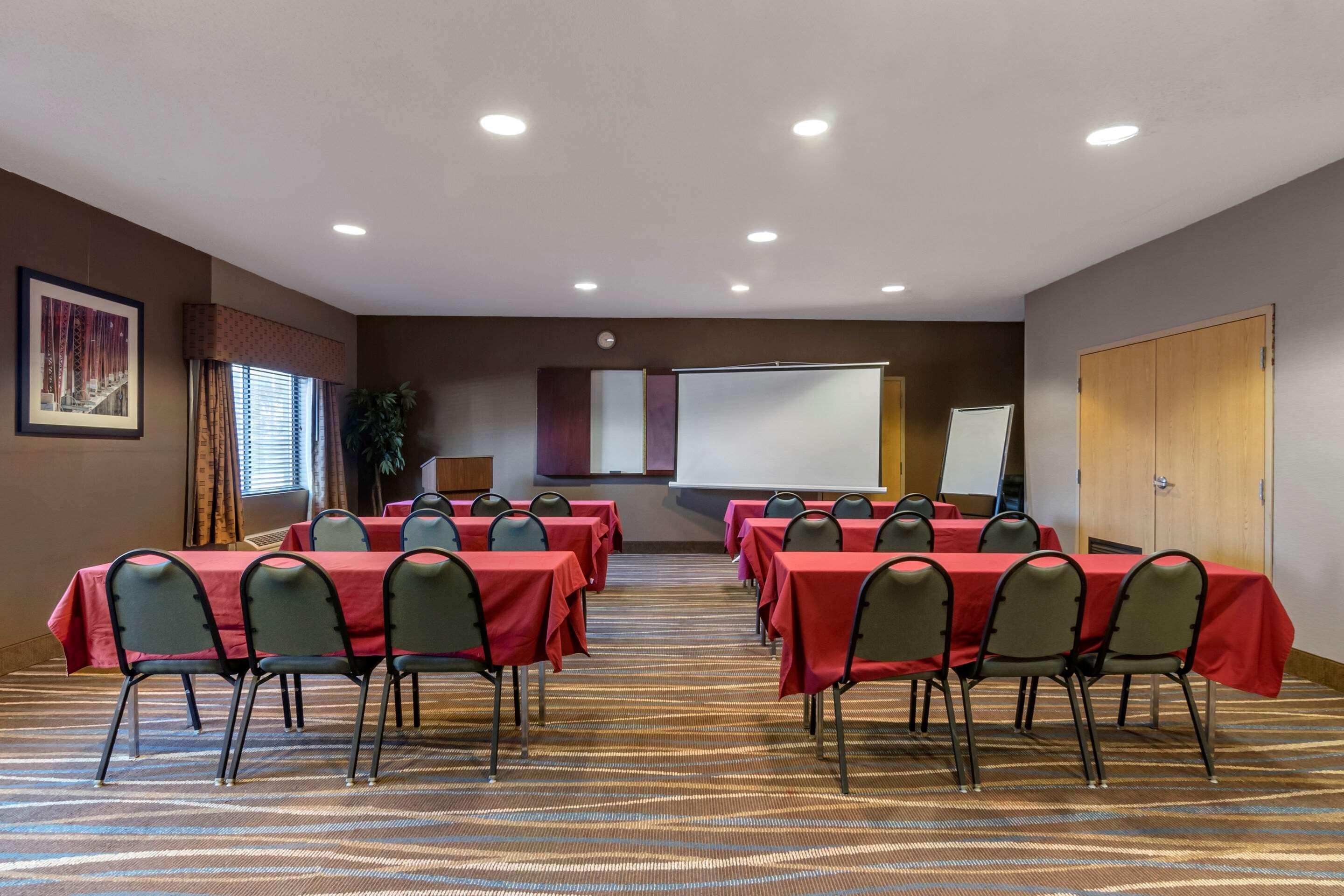 Comfort Inn & Suites Lees Summit - Kansas City Lee's Summit Bagian luar foto