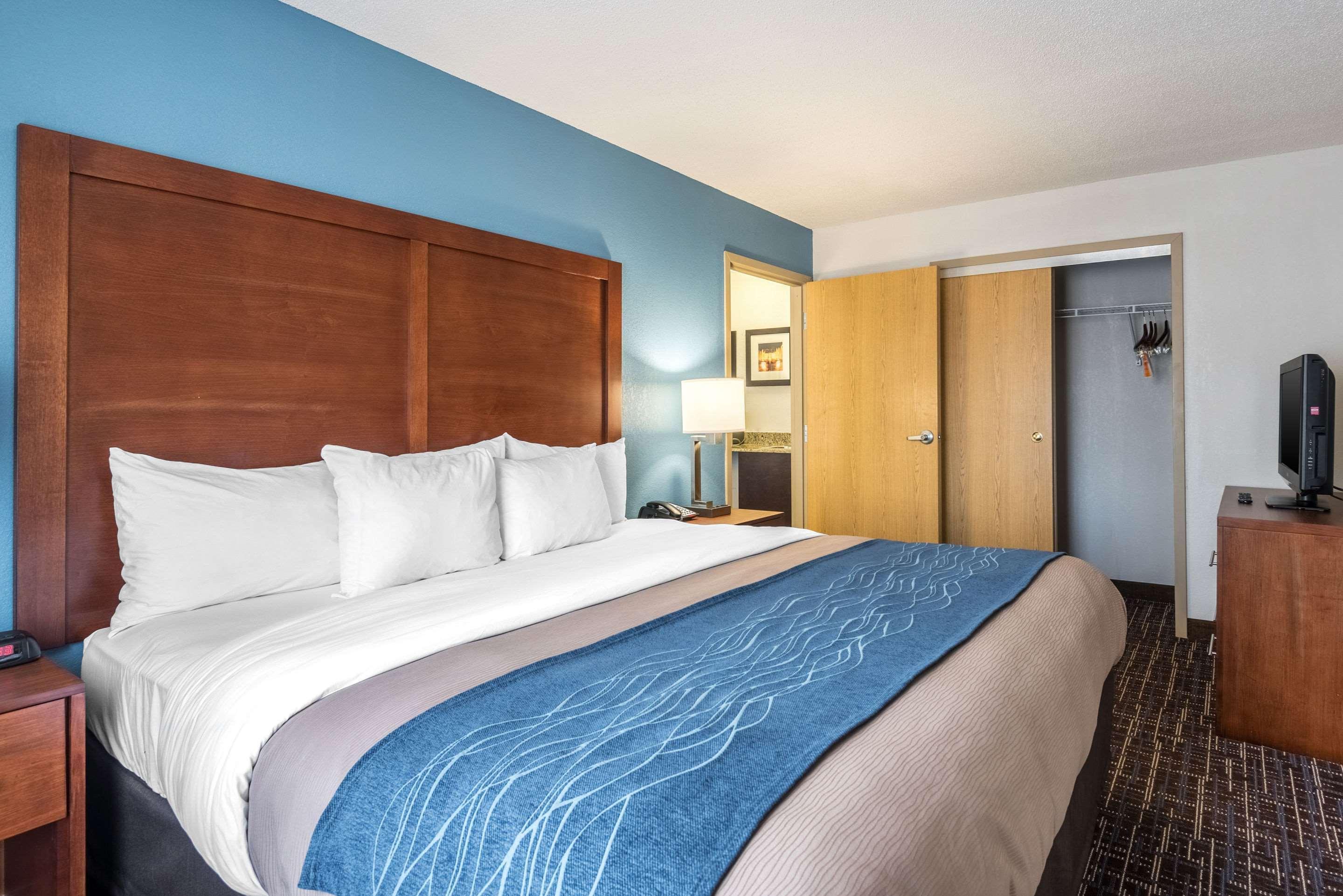 Comfort Inn & Suites Lees Summit - Kansas City Lee's Summit Bagian luar foto