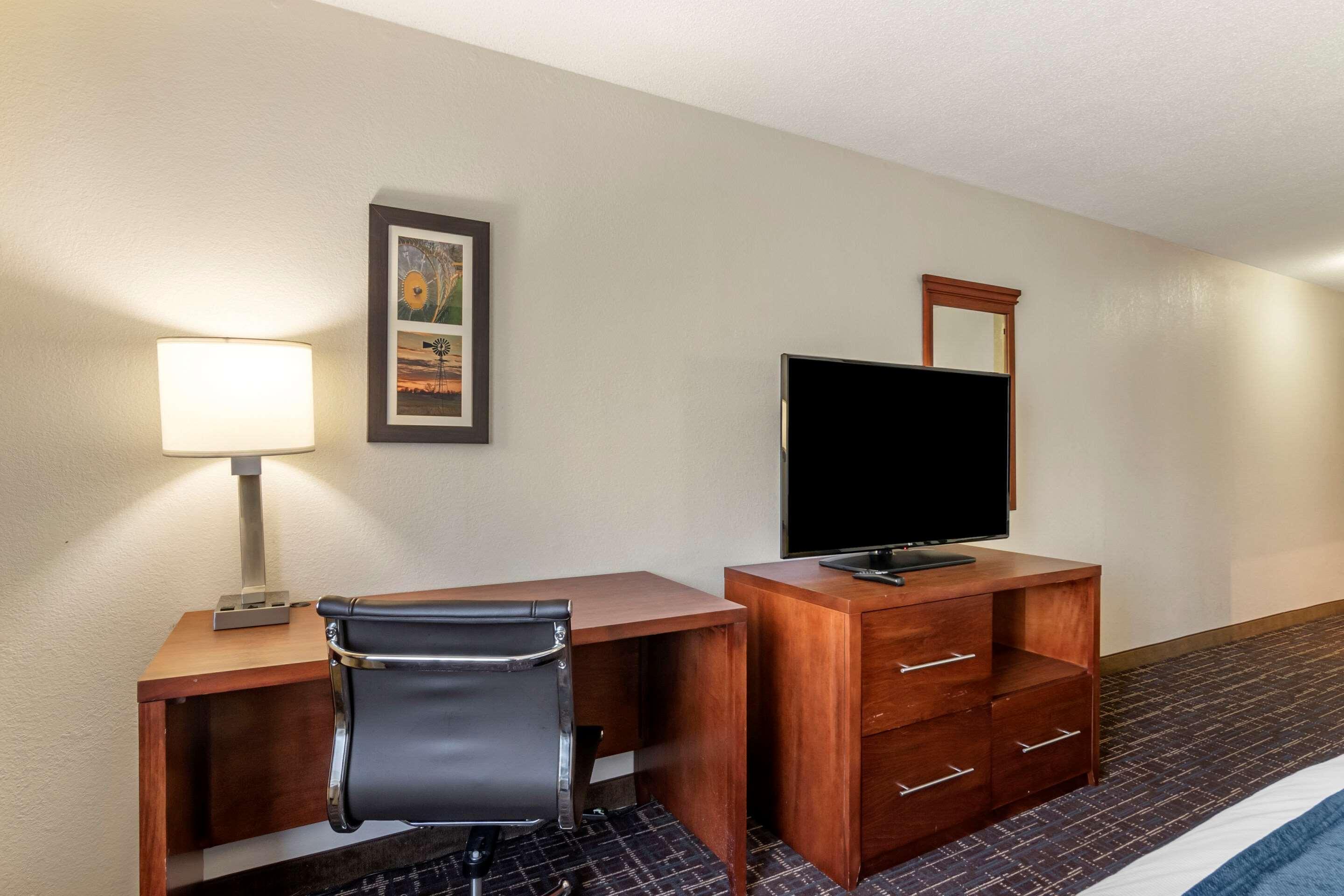 Comfort Inn & Suites Lees Summit - Kansas City Lee's Summit Bagian luar foto