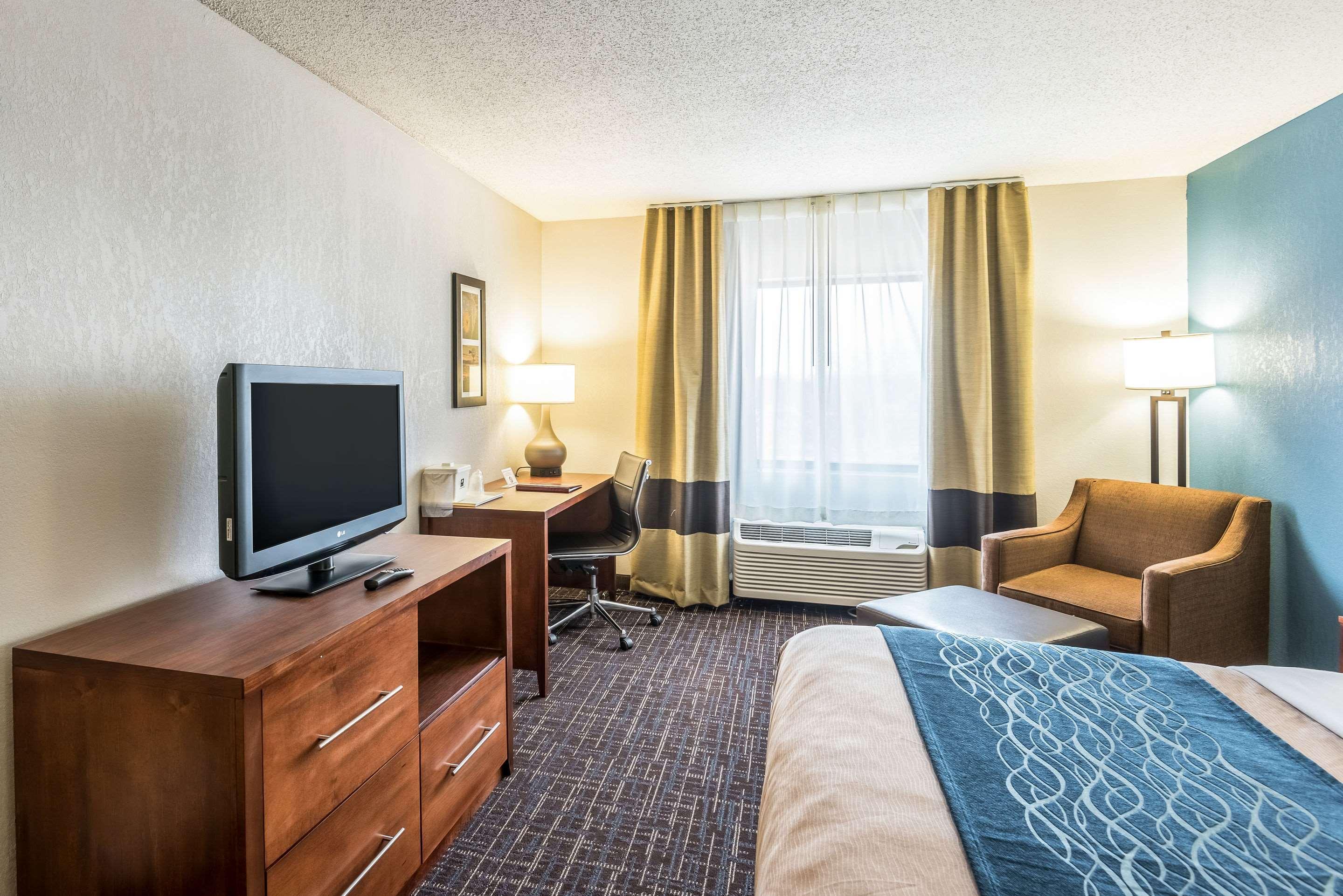 Comfort Inn & Suites Lees Summit - Kansas City Lee's Summit Bagian luar foto