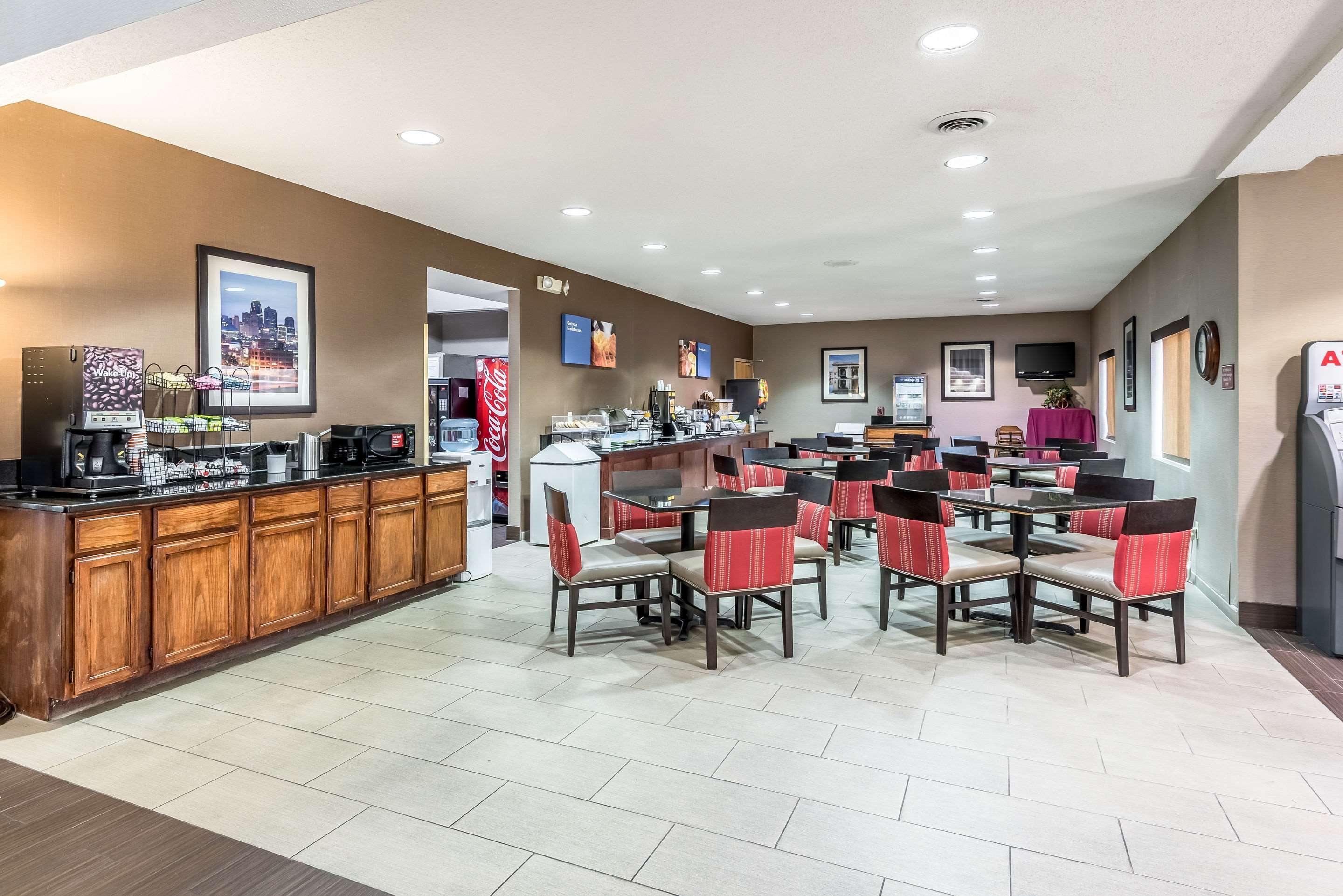 Comfort Inn & Suites Lees Summit - Kansas City Lee's Summit Bagian luar foto